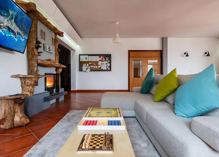 Casa Os Manos Santana (Madeira)