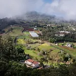 Casa Os Manos サンタナ