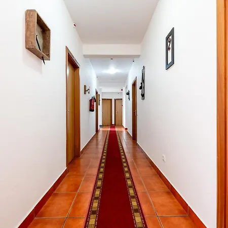 Casa Os Manos