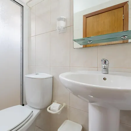 Casa Os Manos Santana (Madeira)