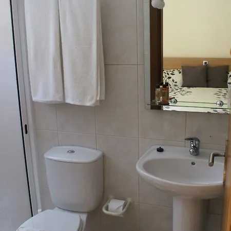 Casa Os Manos 桑塔纳