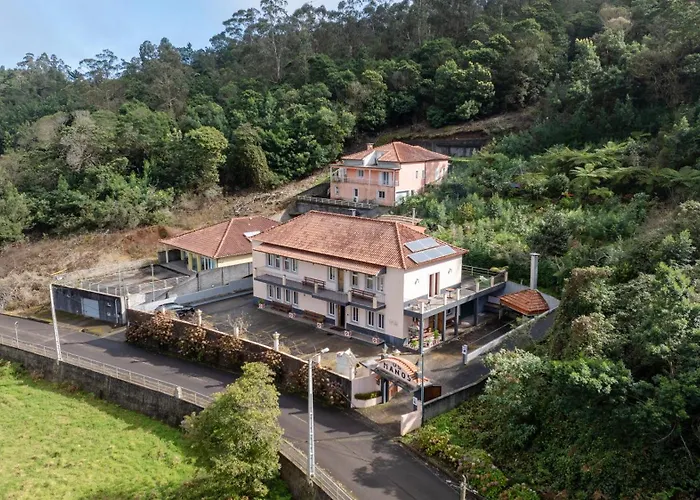 Casa Os Manos Landsted Santana (Madeira)