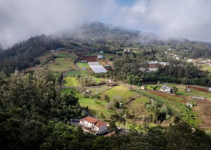 Casa Os Manos Santana (Madeira)